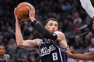 布泽利斯:我用实际行动向拉文致敬 他是我遇到的第1个超巨队友