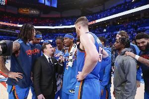 独一档的球队!卫冕冠军雷霆豪取4连胜&12胜1负继续领跑全联盟