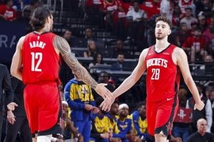 近4成时间用双塔!火箭本季净效率值+11.4 申京亚当斯同场时+15.4